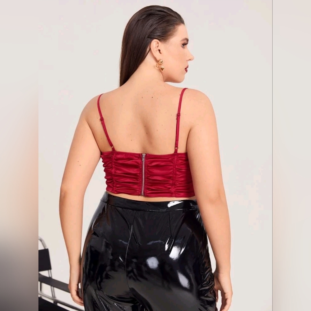 Crop cami top - Picture 2 of 7